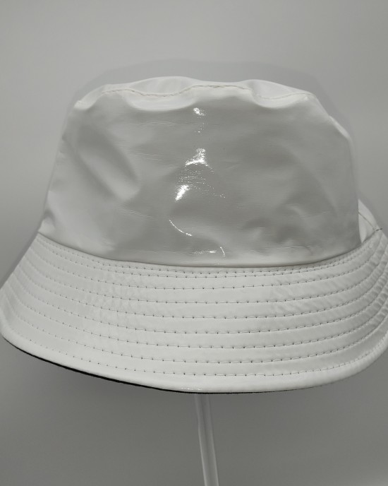 white sun hat