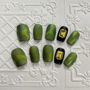 Olive green-Yellow zircon